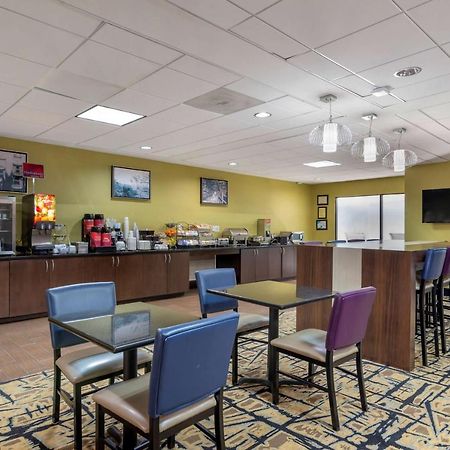 Best Western Plus Mcdonough Inn & Suites Extérieur photo