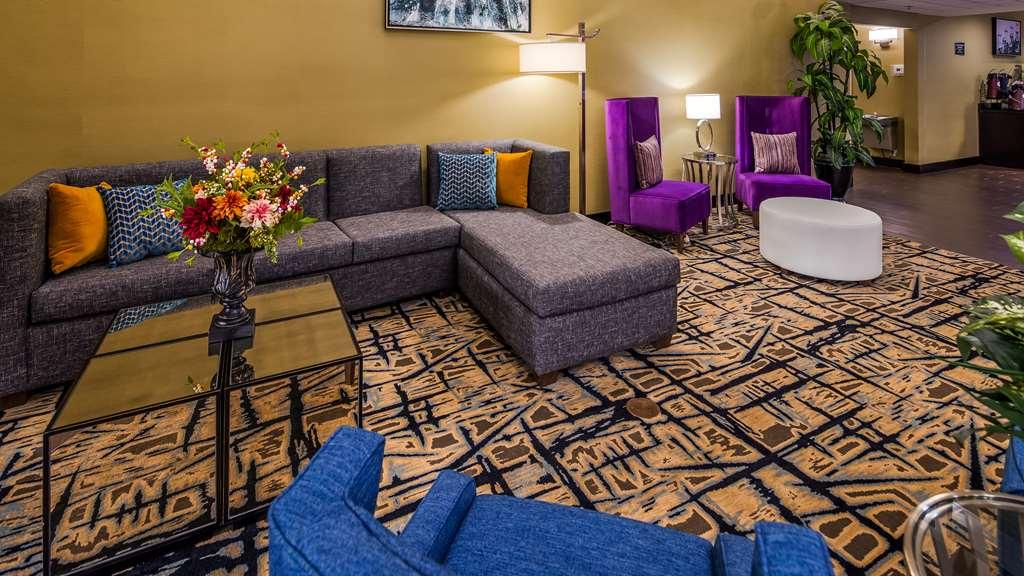 Best Western Plus Mcdonough Inn & Suites Extérieur photo