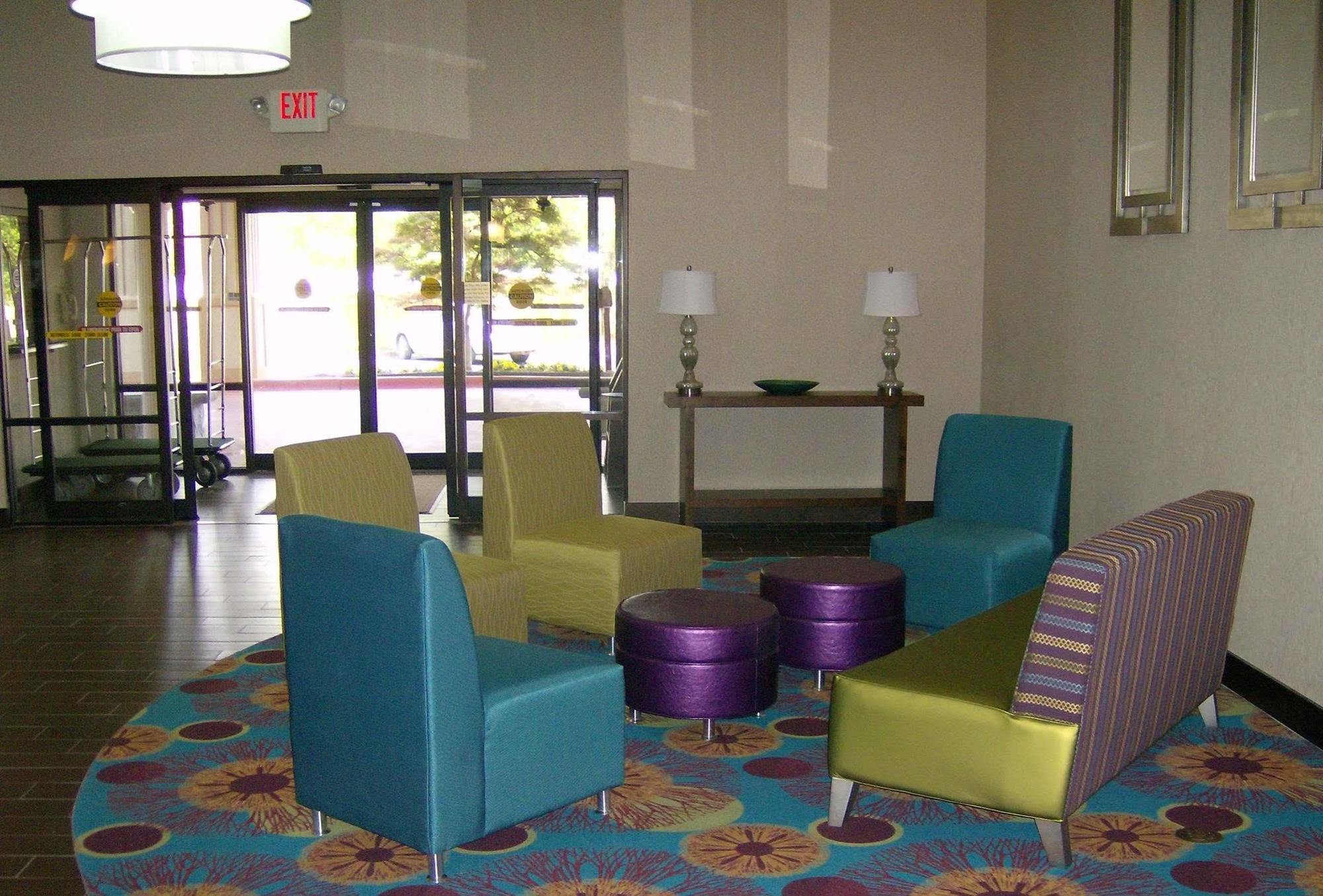 Best Western Plus Mcdonough Inn & Suites Extérieur photo